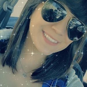 Meet your Posher, Mandie